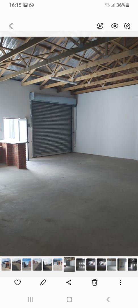 To Let Commercial Property for Rent in Overbaakens Eastern Cape